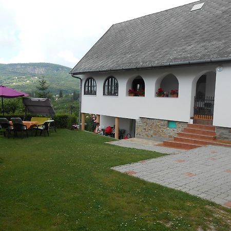 Panorama Holiday Home Badacsonyors ภายนอก รูปภาพ